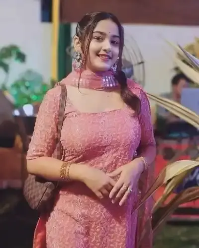 Call Girls Sahaswan Cash On Delivery